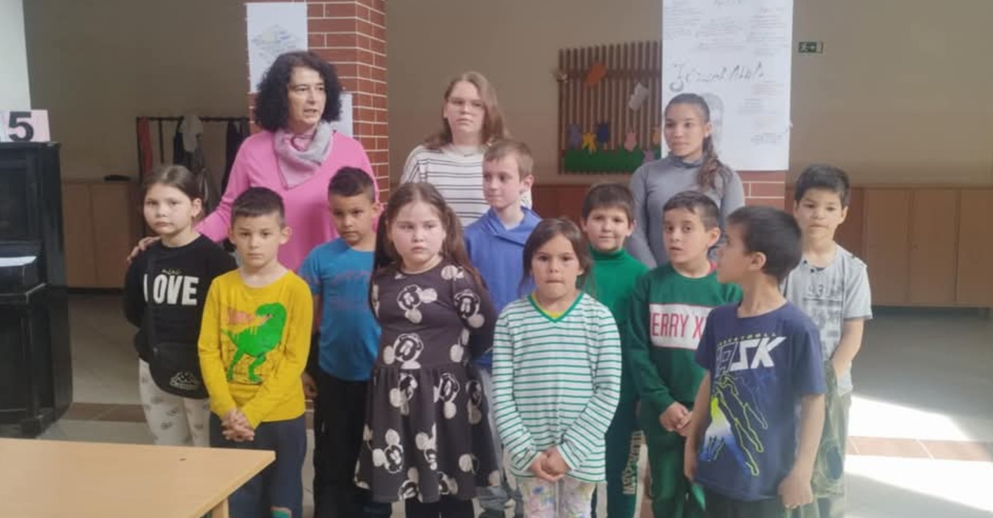 Rendhagyó megemlékezés a magyar költészet napján